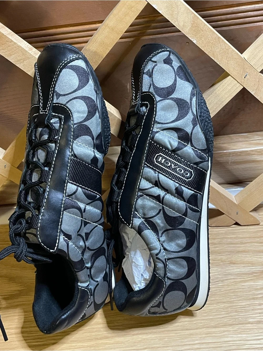 Coach Sz 8.5 Sporty Low- Profile Trainer -Sneaker